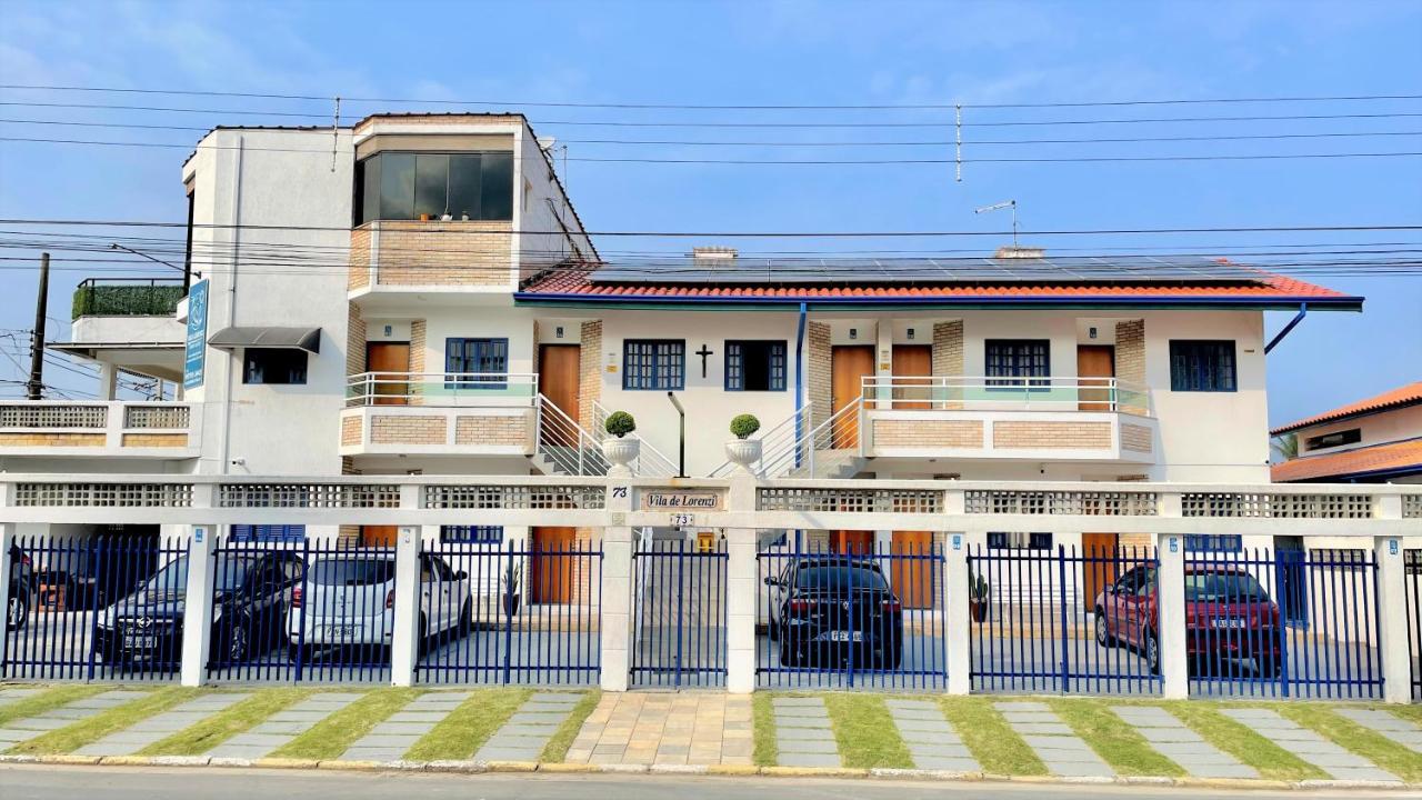 Vila Lorenzi & Apartamentos Ubatuba Exterior foto
