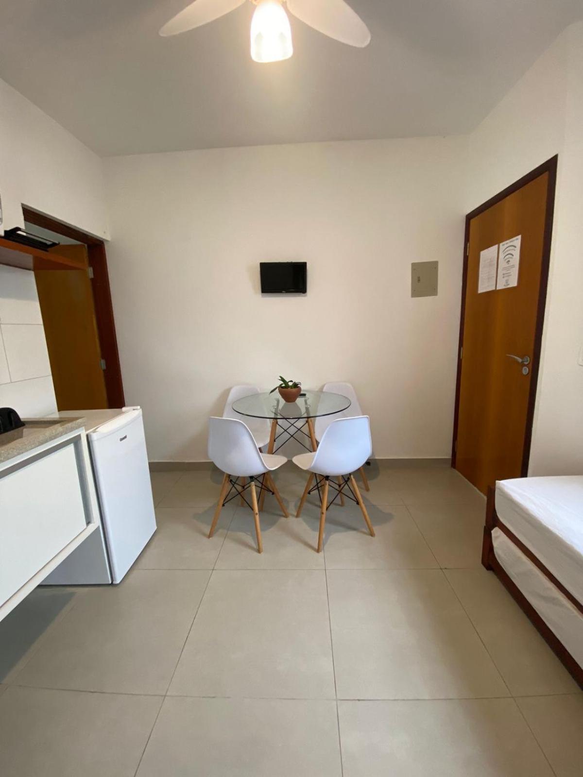 Vila Lorenzi & Apartamentos Ubatuba Exterior foto